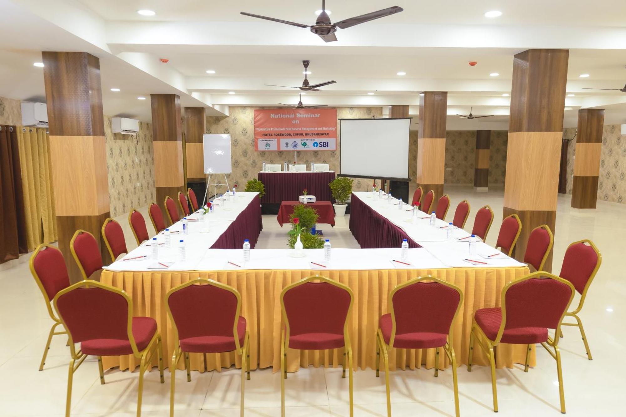 Rosewood Luxury Hotel Bhubaneswar Exterior photo
