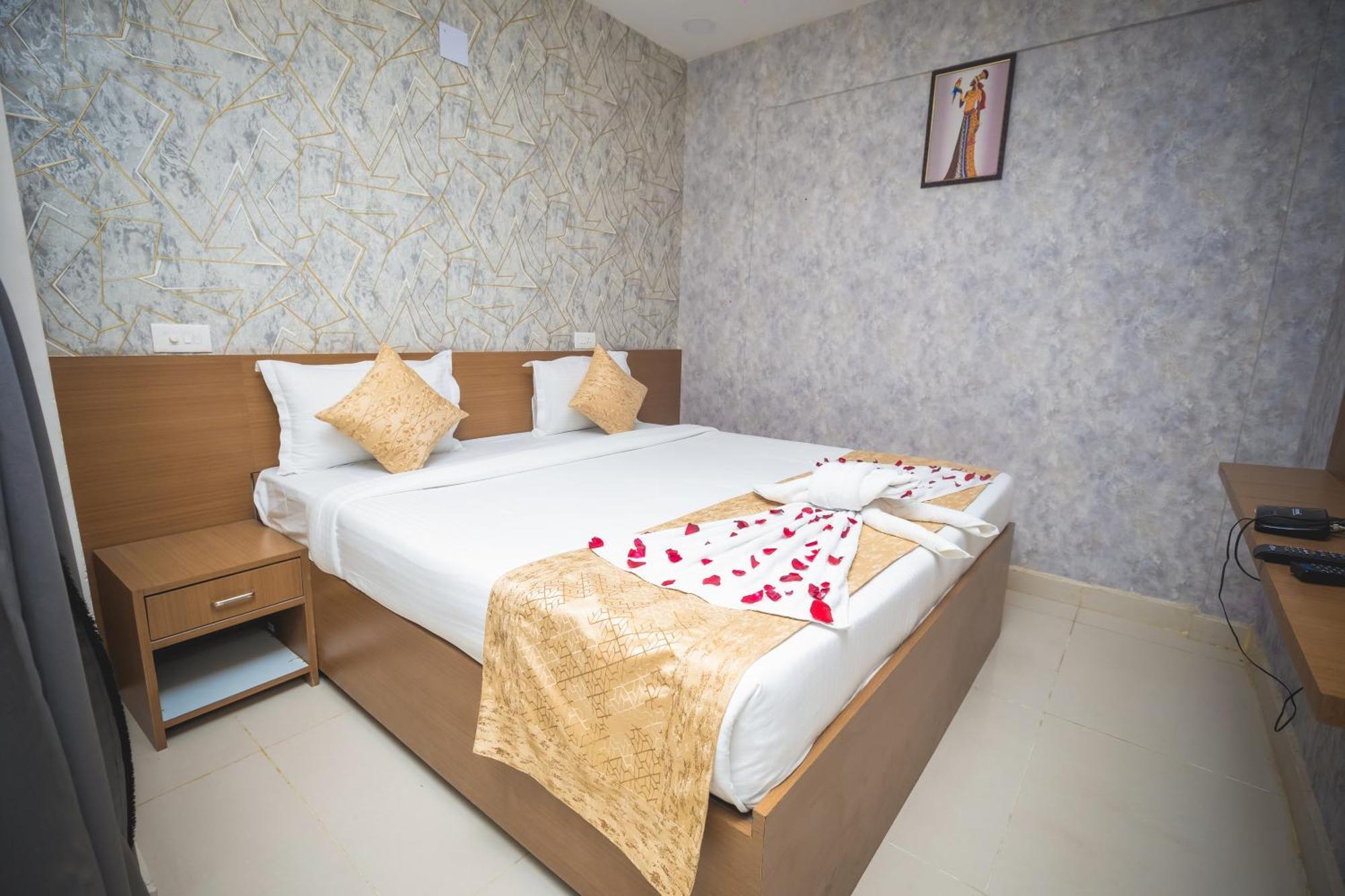 Rosewood Luxury Hotel Bhubaneswar Exterior photo