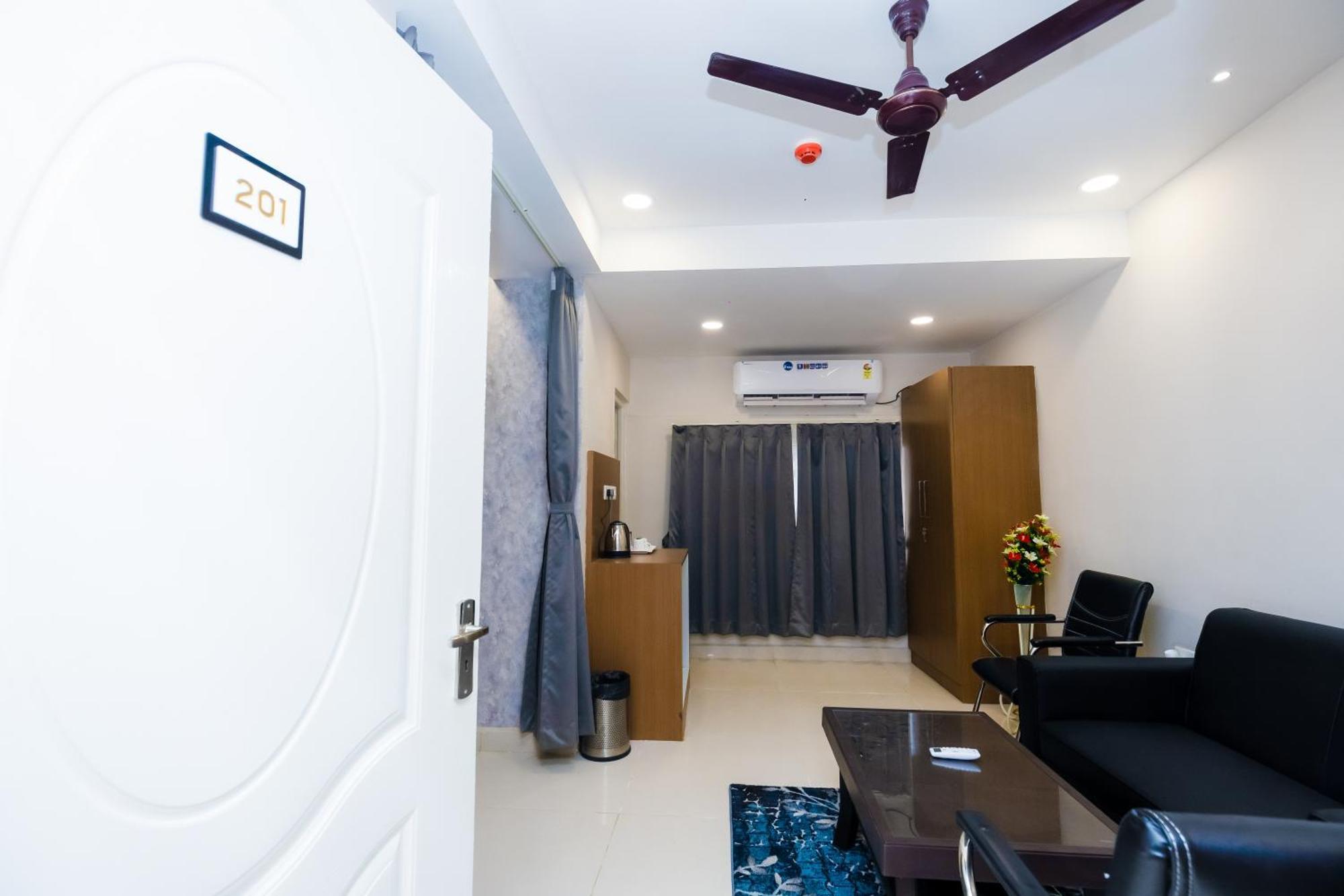 Rosewood Luxury Hotel Bhubaneswar Exterior photo